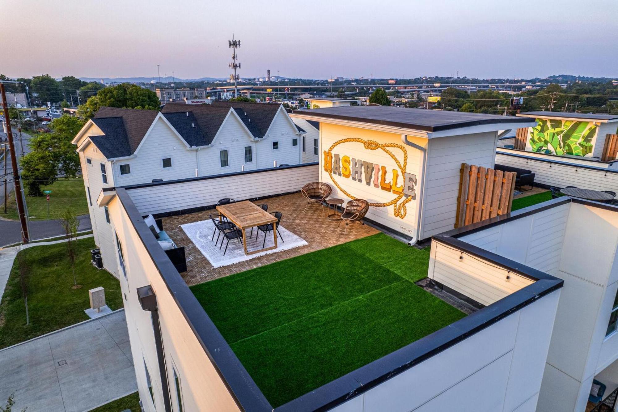 Quadhouse - 4 Luxe Homes - 4 Private Rooftops Nashville Exterior photo