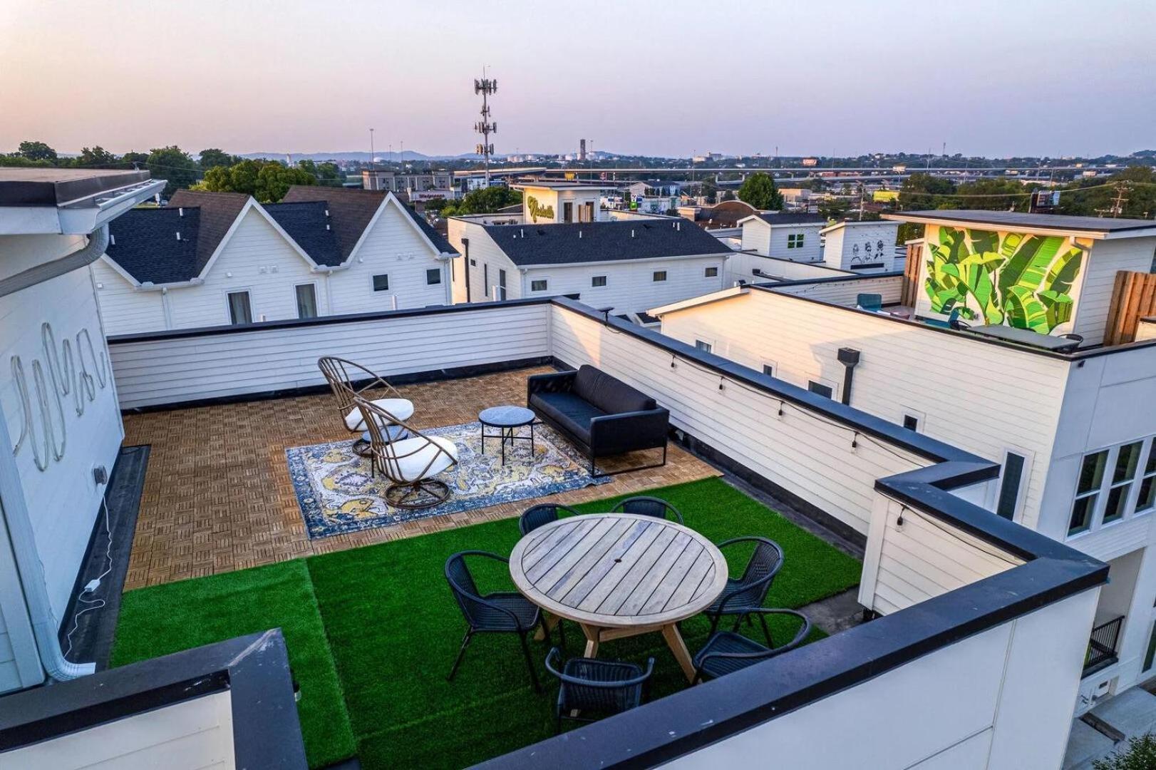 Quadhouse - 4 Luxe Homes - 4 Private Rooftops Nashville Exterior photo